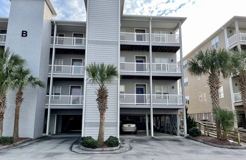 Indian Beach Condo | Oceanfront - The Ocean Club - Sand, Sun & Family Fun - Indian Beach/Emerald Isle