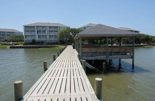 Indian Beach Condo | Oceanfront - The Ocean Club - Sand, Sun & Family Fun - Indian Beach/Emerald Isle