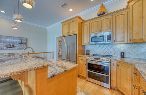 Surf City House | Oceanfront Townhome Villa in Surf City, NC