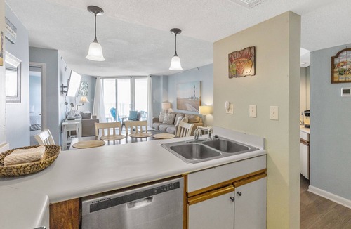 Sneads Ferry Condo | Oceanfront resort living.
