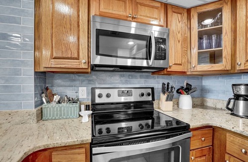 Sneads Ferry House | Oceanfront Condo with beach access