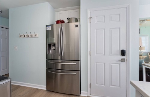 North Topsail Beach House | OCEANFRONT and sweeping views of the Atlantic. Steps to the beach.