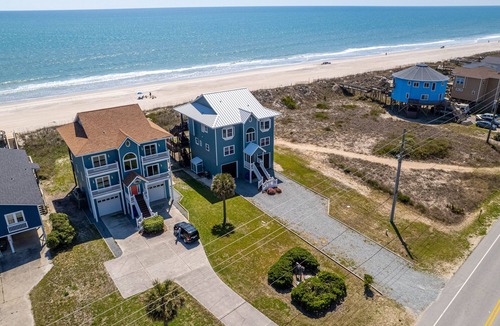 Ocean Ridge House | Oceanfront 5 bedroom/5.5 bath home on beautiful Topsail Island