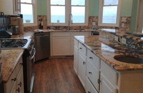 Indian Beach House | OCEANFRONT VICTORIAN MANSION HUGE 20' X 40' POOL/HOT TUB, PET FRIENDLY