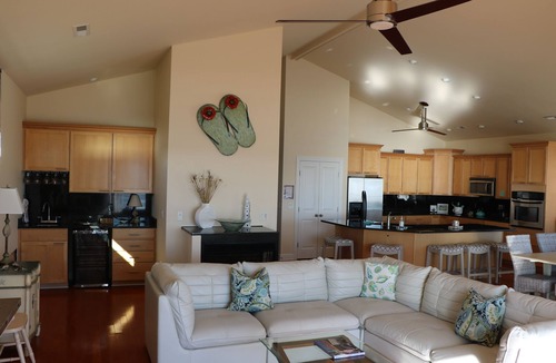 North Carolina Coast Condo | Oceanfront with Amazing Views!
