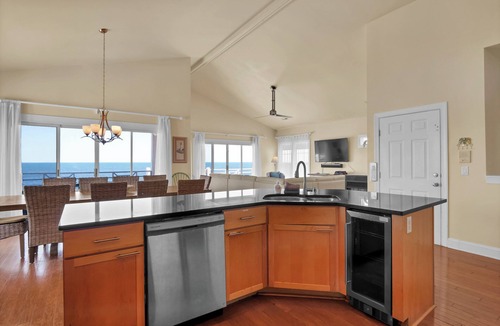 North Carolina Coast Condo | Oceanfront with Amazing Views!