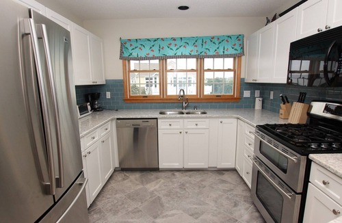 Pine Island House | Oceanside, Close to Beach, Private Pool, Hot Tub, PI65, Eagle's Nest