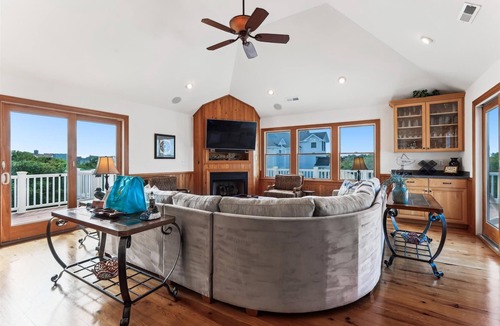 Ocean Sands House | Oceanside:Heated large Salt water Private pool, Hottub, Elevator, Sauna, PoolTbl, Pets