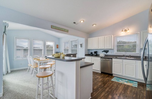 Carolina Dunes House | Oceanside home in Duck w/private pool & hot tub!