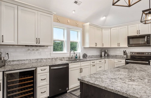 Whalehead Beach House | Oceanside,Pool,Spa,GameRm,7MinWalk2Beach&Sound New