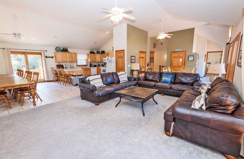 Southern Shores House | Oceanside, Private Pool, Golf Cart, Bar, Hot Tub, Rec Rm, SS4, Sunning Your Bunns