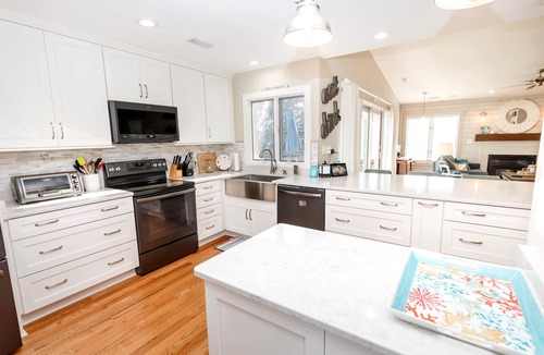 Corolla Light House | Oceanside, Resort Amenities, Close to Beach- 669, Bright Side of the Road