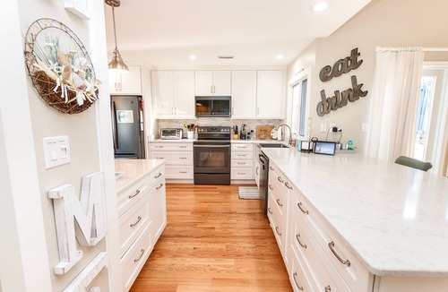 Corolla Light House | Oceanside, Resort Amenities, Close to Beach- 669, Bright Side of the Road