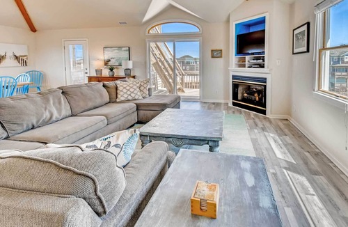 Buxton House | Oceanview Dog Friendly Home with Private Pool, Hot Tub, Game Room, and Wet Bar