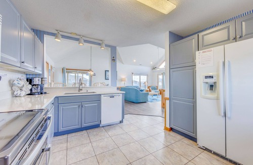 Avon House | Oceanview Dog Friendly Home w/Hot Tub, Community Pool and Tennis/Pickleball