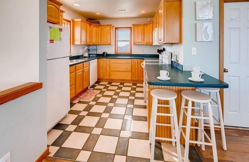 Rodanthe House | Oceanview Dog Friendly Home w/Private Pool, Hot Tub, and Beach Access Nearby