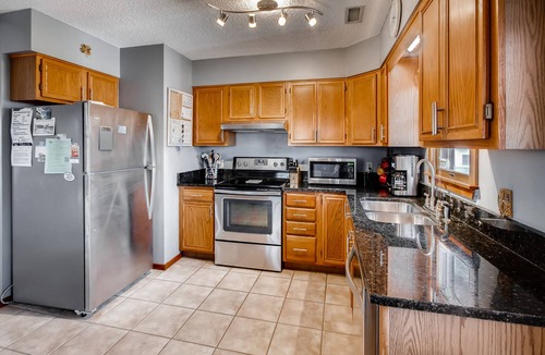 Avon House | Oceanview Home in Avon w/Screened Porch, Cargo Lift, Grill. Under the Big Sky!