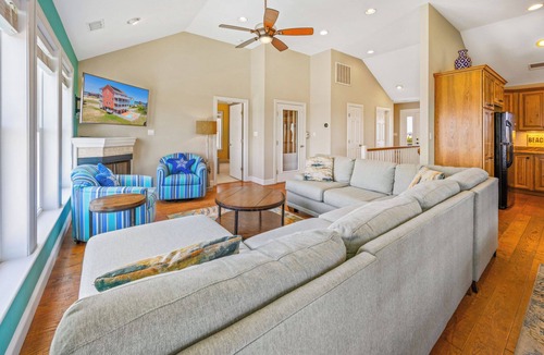 Rodanthe House | Oceanview with Private Pool, Hot Tub, Elevator, Game and Theater Rooms