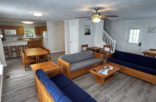 Carova Beach House | Octopus Oasis Carova Beach OBX WILD HORSES. 4x4/AWD is needed to access house.