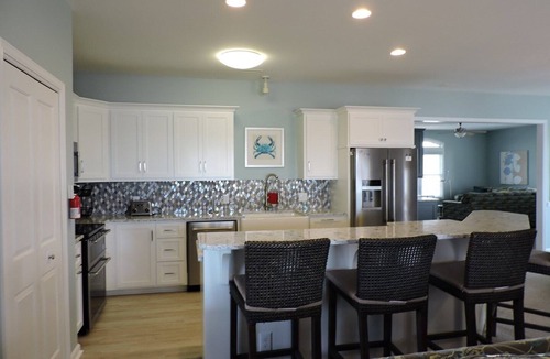 Emerald Isle House | OF, Elevator, Hcap-Friendly, Hot Tub, Dog Friendly