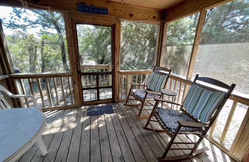 Ocracoke House | Off The Beaten Path: Surrounded by trees and nicely secluded.