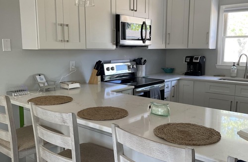 Tranquil Harbour House | Off The Hook-renovated dog friendly listing!