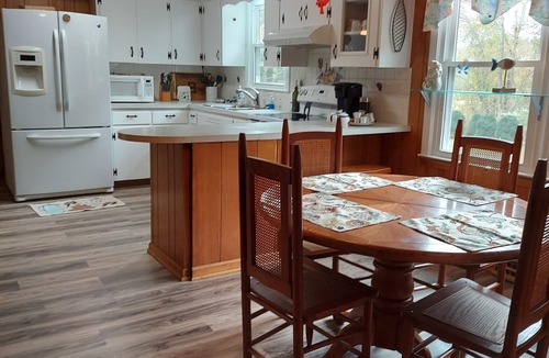 Lowgap House | Offer discounts! Dog friendly Country home sitting between 2 mountains