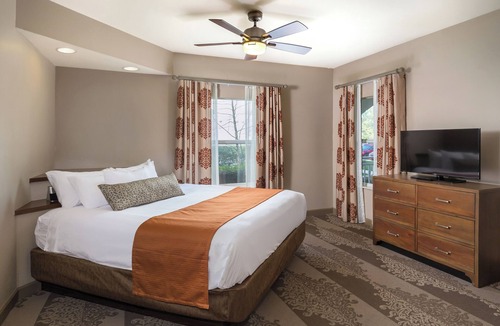 Pennington Bend Resort | OFFICIAL LISTING | Wyndham - Nashville 1BR Deluxe Suite w/Pool, FREE WIFi