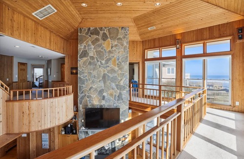 Ocean Hill House | OH-10 "Sand Dune Sunrise" Saturday-Saturday Private Pool! Oceanfront