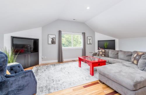 Swannanoa Apartment | Old Lytle Cove Rd - Upper Unit