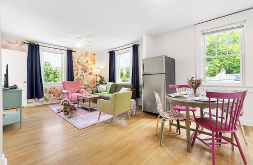 Durham House | Old North Durham 1BR Sleeps 4