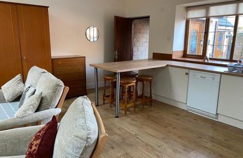 Bircotes Apartment | Oldcotes Studio