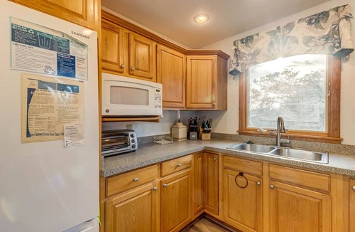 Corolla Light House | One Grand Whim | 698 ft from the Beach | Community Pool, Hot Tub | Corolla