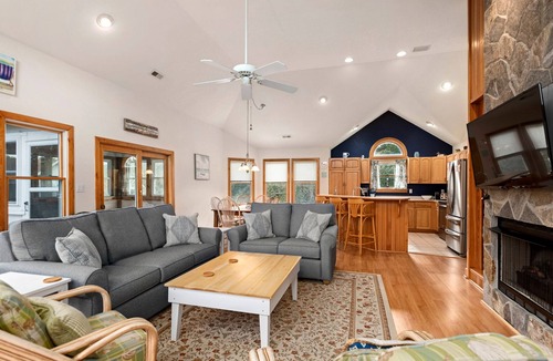 Kitty Hawk House | One Particular Harbour: Private Pool & Hot Tub, Short Walk to the Beach