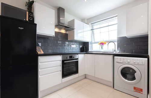 Ocean Village Apartment | One Spacious Bedroom