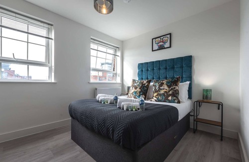 Ocean Village Apartment | One Spacious Bedroom