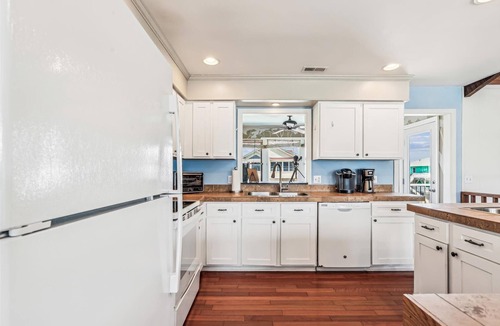 Ocean Sands House | ONLY 350 Feet to beach! Pool, Hot Tub! Pool Table! Pets Welcome !