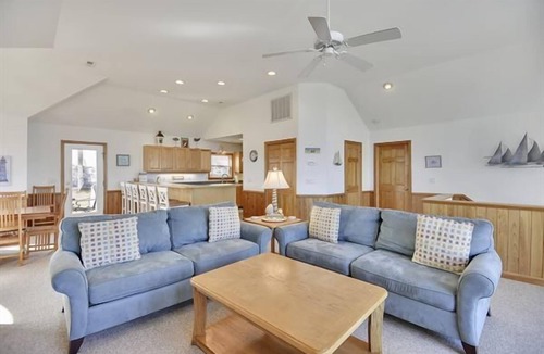 Whalehead Beach House | ONLY 500 feet to beach with views of ocean and sound! Pool, HotTub, Pets