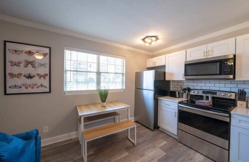 East Ocean View Apartment | OV Mosaic - Aloe Suite