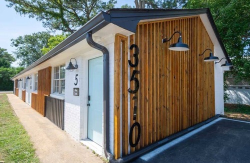 East Ocean View Apartment | OV Mosaic - Bloom Suite