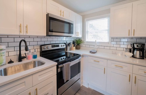 East Ocean View Apartment | OV Mosaic - Serene Suite