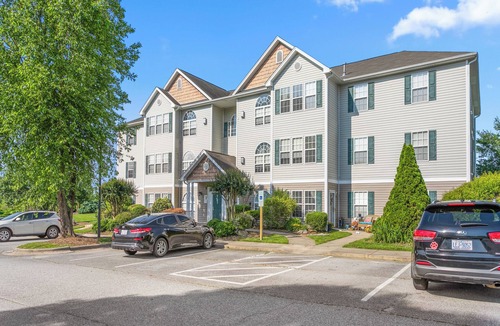 High Point Condo | Overlook Retreat Across from Carolina Core. Pet and Remote Work Friendly!