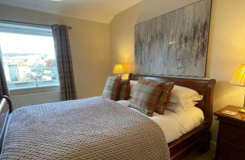 Gayle Hotel | OYO Cocketts Hotel