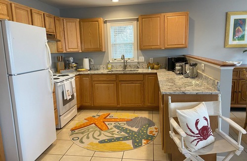 Morehead City House | Oyster Shack by the Bay/4 minutes to Morehead City Waterfront/Big Rock Landing