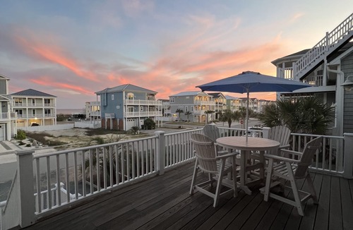 Ocean Isle Beach House | Paradise Found Pvt Pool , 3 Kings, Linens & Golf Cart inc for weekly stays.