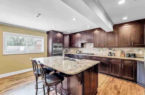 Mooresville House | Paradise Pavilion: Grill, Picnic & Play by Pool !