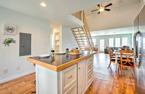 Hobucken House | 'Paradise Point' Pamlico River Home w/Dock & View