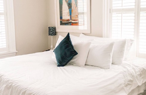 Edenton Bed & Breakfast | Parlay Room - Captain's Quarters Inn, Downtown Historic Edenton