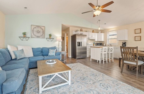 Nags Head House | Part Time - 3 Bedroom Semi-Oceanfront with Private Hot Tub!