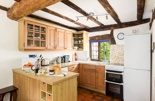 Mickleton House | Pass the Keys | Dara Cottage | 16th Century Thatched Cottage